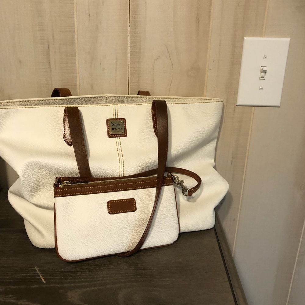 Dooney and Bourke White Tote